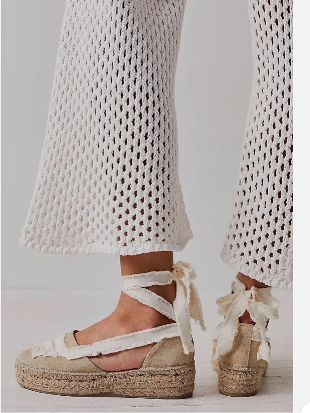 FREE PEOPLE DESTINO ESPADRILLE PLATFORMS IN ECRU Size 39/8.5